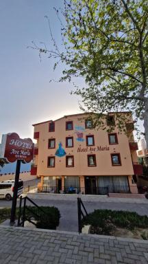 Hotel Ave Maria - Housity