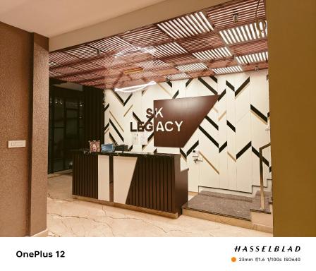 S K Legacy Hotel - Housity