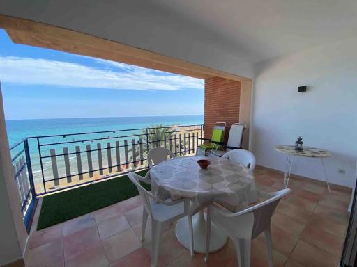 Apartamento espectacular frente al mar - Housity