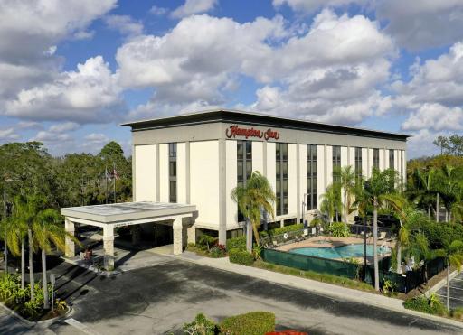 Hampton Inn Sarasota I-75 Bee Ridge - Housity