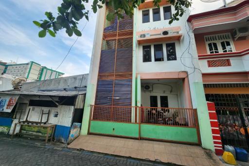 OYO 93862 Abang Homestay Syariah - Housity
