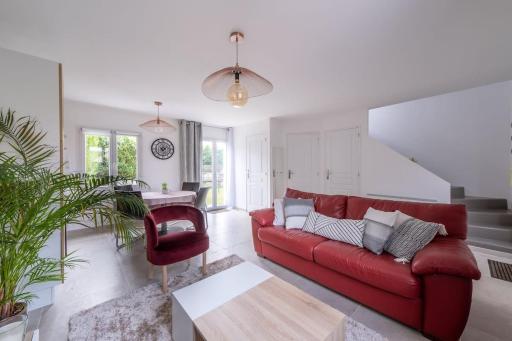 D1 Maison de Charme proche Disney Val d'Europe - Housity