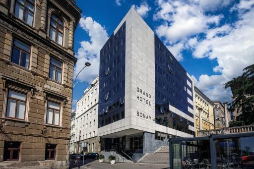 Grand Hotel Bonavia - Housity