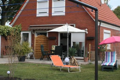 Ferienwohnung Nörderland im Obergeschoss im Haus Irmgard, Norden, Ostfriesland, küstennah - Housity