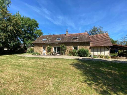 Charming farmhouse near the bay of Mont St Michel - Housity