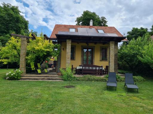 Duzzogó Vendégház Agárd - Housity