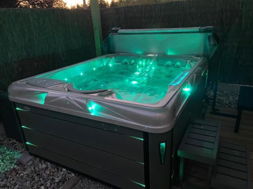 gite du vieux saule 1 gite avec spa privatif pour 2 personnes 1 suite familiale sans spa - Housity