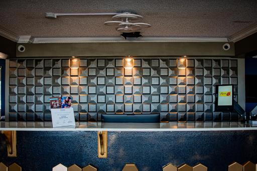 Super 8 by Wyndham Biloxi - Housity