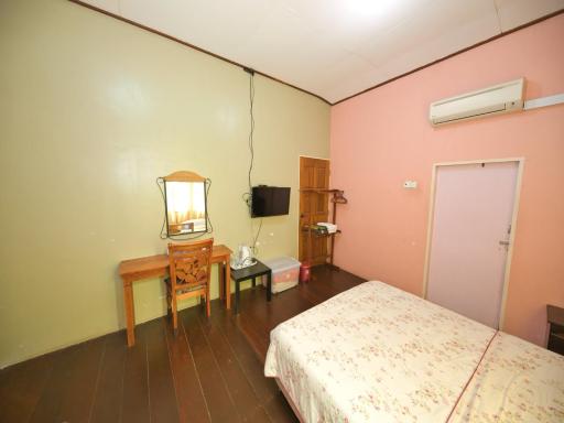 OYO 90968 Teratak Samuderakita, Chalet & Guesthouse - Housity