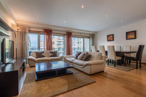 2 Bedroom Large apartment By Innkeeper - Housity