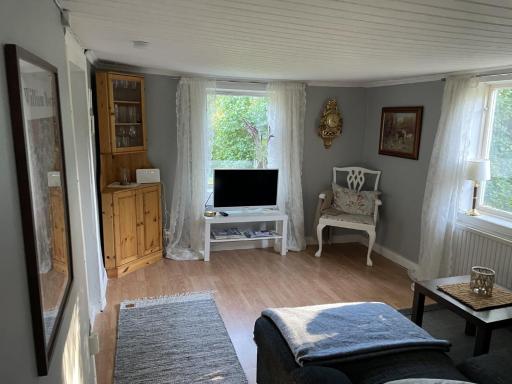 Genuine 100 year old countryside cottage - Housity