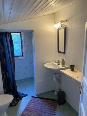 Genuine 100 year old countryside cottage - Housity