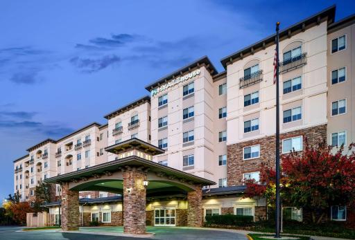 Hyatt House Sterling/Dulles Airport North - Housity