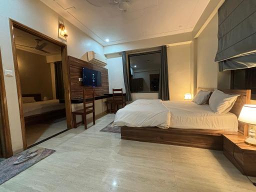 RAM LEE GRAND Hotel & Restaurant - Housity