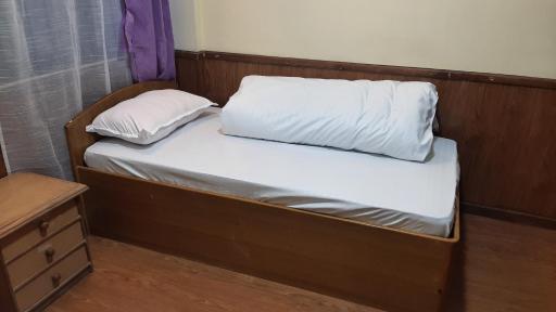 Everest House - Housity
