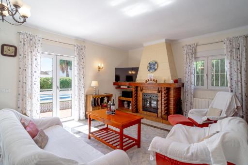 Villa Sevilla Casasol - Housity