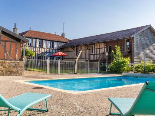 Grand Gîte à Louvemont : 8 Chambres, Piscine Chauffée, Proche Lac et Activités outdoor - FR-1-611-69 - Housity