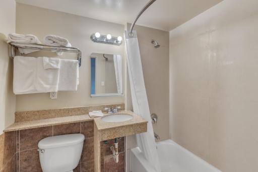 Viking Motel-Detroit - Housity