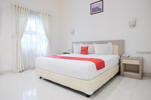 RedDoorz @ Hotel Negeri Baru Kalianda - Housity