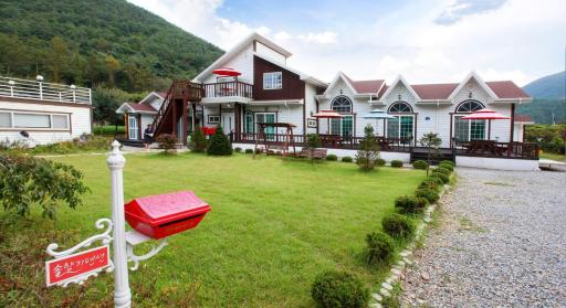 Sangju Sogrisan Solhyanggipensyeon - Housity