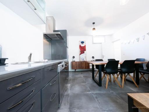 Appartements Privés - Espace coliving - Piscine - Housity