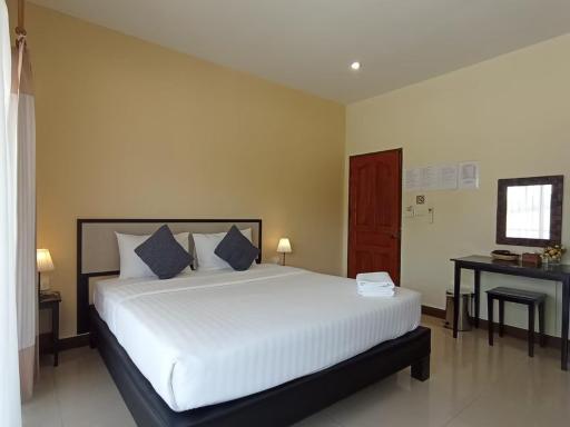 Pak Ping Rim Khong - Housity