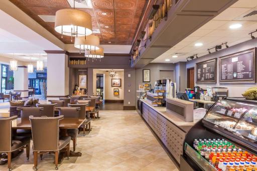 Wyndham Grand Orlando Resort Bonnet Creek - Housity