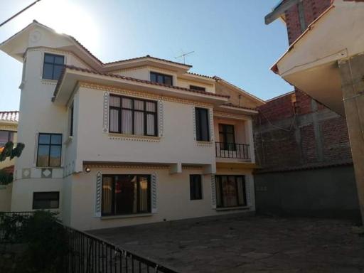 HoSTAL SANTA BARBARA - Housity