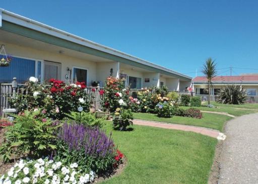 Rainbows End - Housity