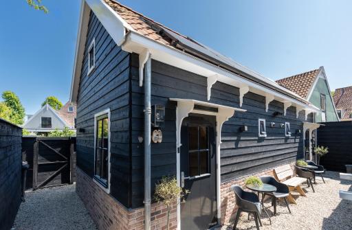 Luxury Chalets Monnickendam - Housity