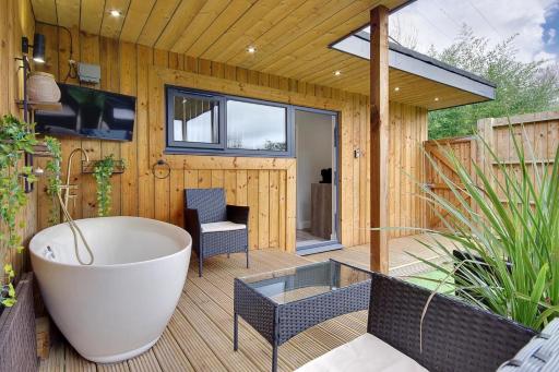 Little Paddock - Housity