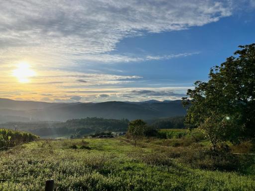 Casita feliz entre montañas y cerca del mar - Housity