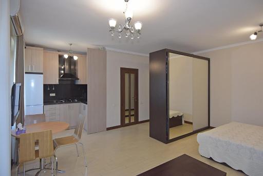 Studioapart & Balcony Vol 1 - Housity