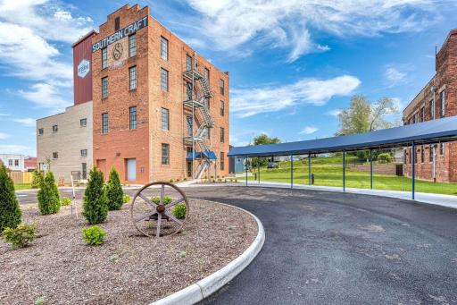 The Sessions Hotel, Bristol, a Tribute Portfolio Hotel - Housity