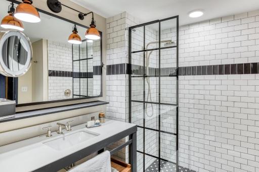 The Sessions Hotel, Bristol, a Tribute Portfolio Hotel - Housity