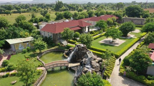 Astroport Sariska "Treetop" by Eight Continents - Housity
