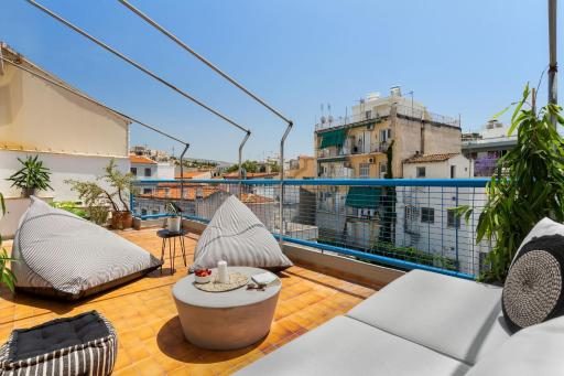 Acropolis View 2-Bedroom Apt, Minimal-Safari Vibe, Big Balcony! - Housity