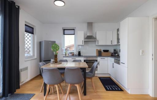 Ferienhaus Mit Seeblick - Housity