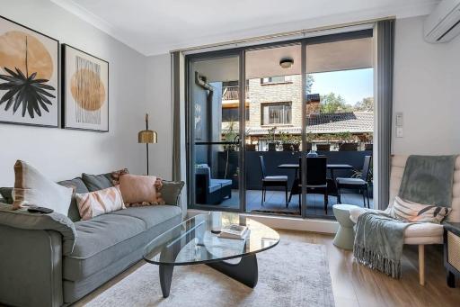Prince Alfred Park - Central Station - Housity