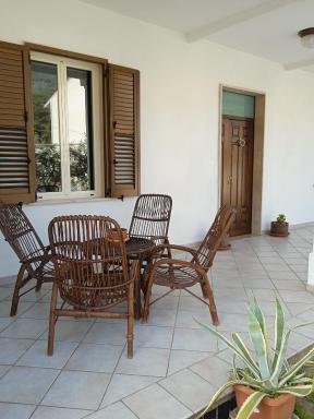 B&B LUCE - Housity