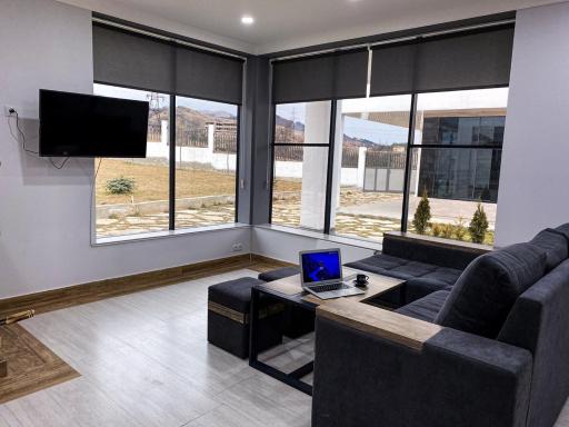 MODERN HOUSE 1 - Housity