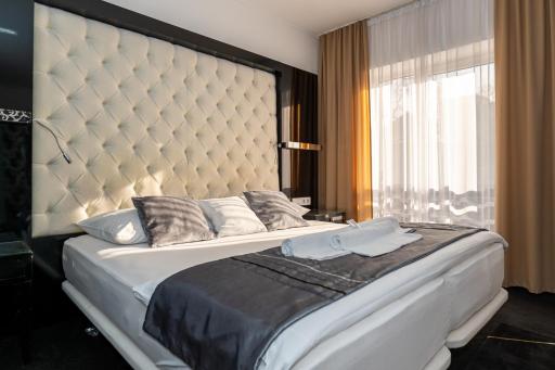 Titan Centrum Apartman - Housity