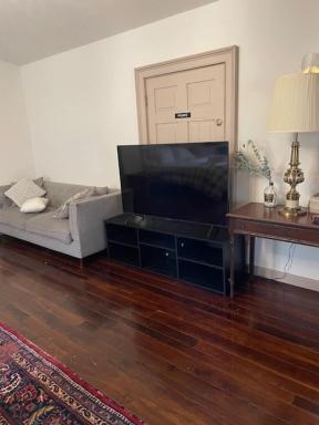 Baneberry Meadows B&B - Housity