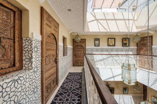 Riad La Fayette Bed & Breakfast - Housity