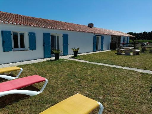Gîte au Cœur d’un Domaine Équestre, 2 Chambres, Wifi, Jardin Privatif, Animaux Bienvenus - FR-1-426-521 - Housity