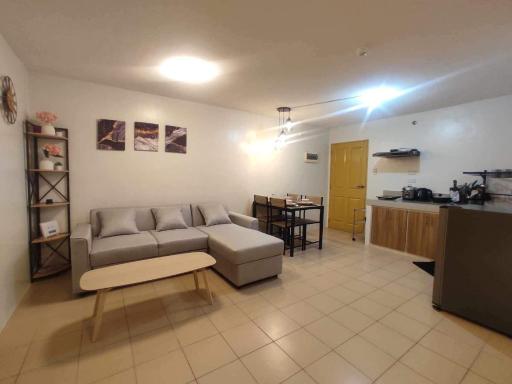 One Spatial Condo - Housity
