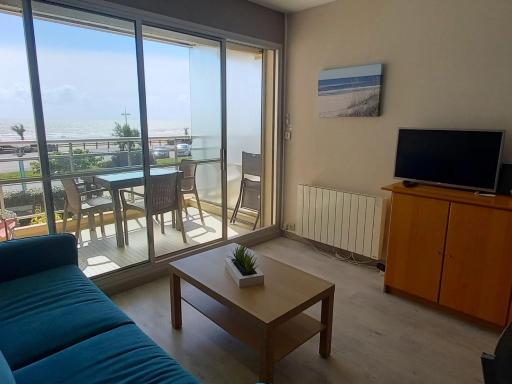 Appartement 1 chambre face à la mer avec balcon, WIFI et parking privé à Saint Jean de Monts - FR-1-323-255 - Housity