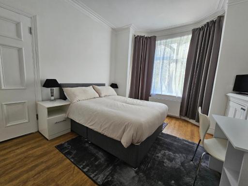 Stylish & Quiet Space - Housity