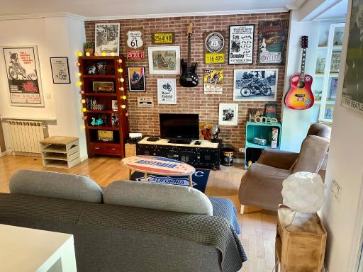 Apartamento estilo Vintage muy céntrico y parking gratis - Housity