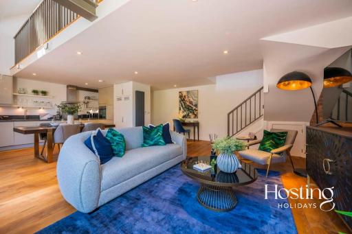 The Evergreen Courtyard Henley-On-Thames - Housity